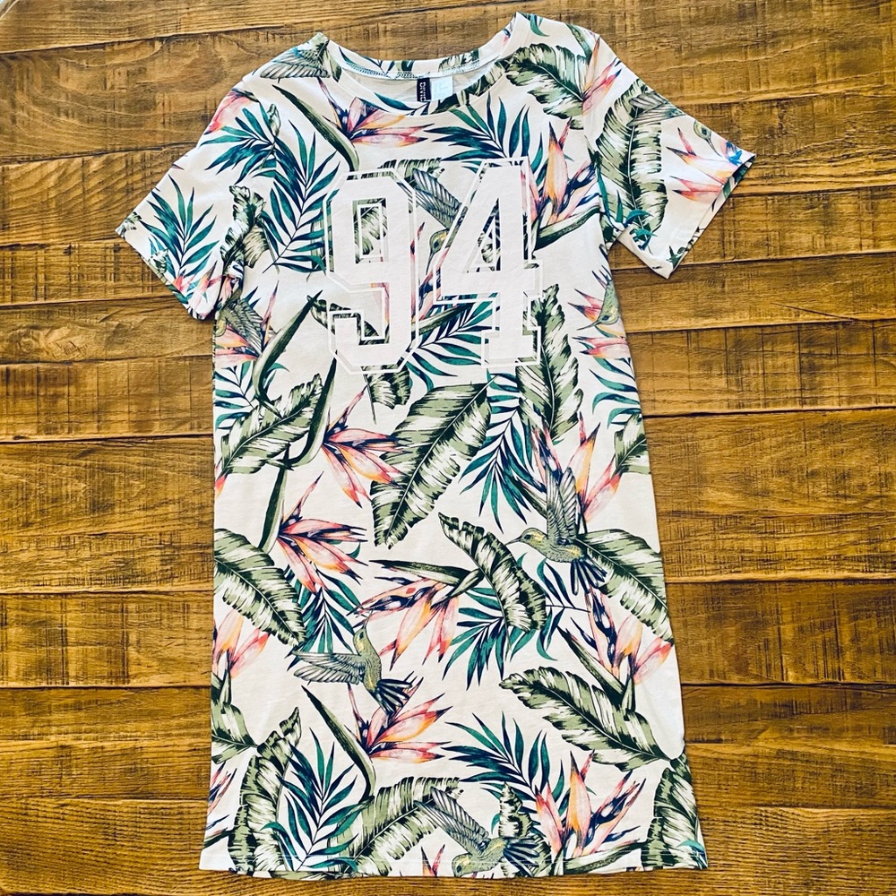 H&M Divided T-Shirt Dress